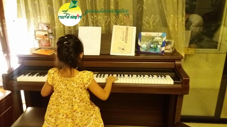 Dạy kèm môn piano tại nhà